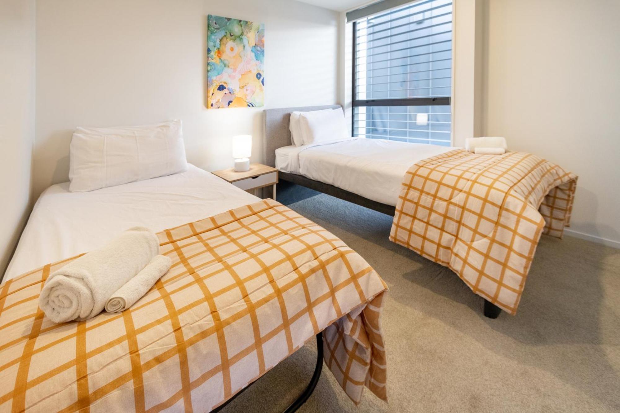 Modern 2 Bed 2 Bath Opposite Hagley Park Leilighet Christchurch Eksteriør bilde
